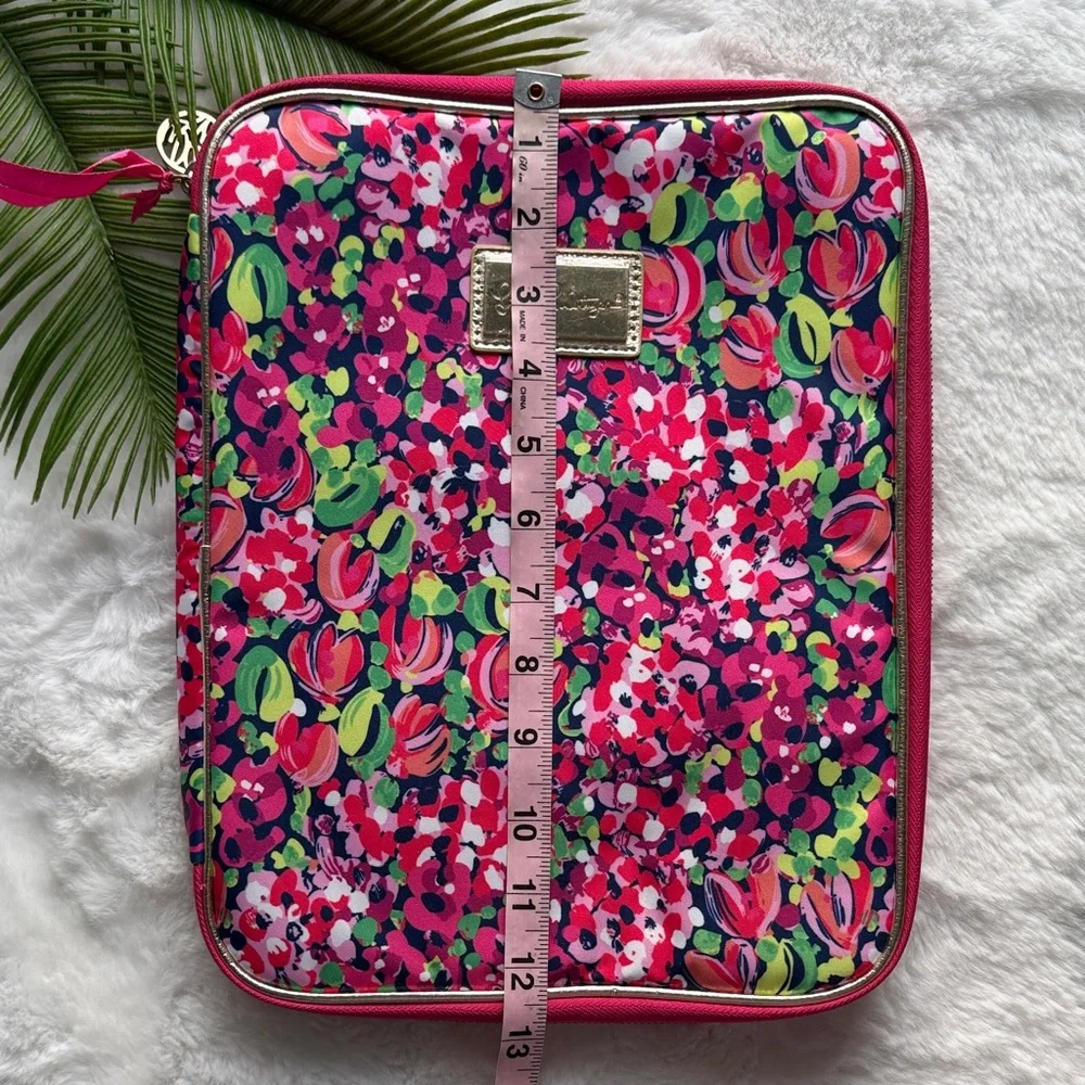 NWT Lilly Pulitzer Floral Pink, Green Zipper Folio
